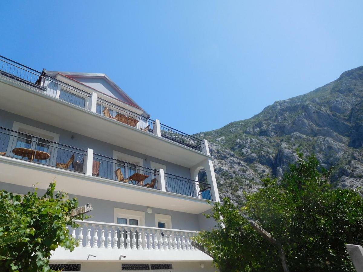Villa Aronija Kotor Buitenkant foto